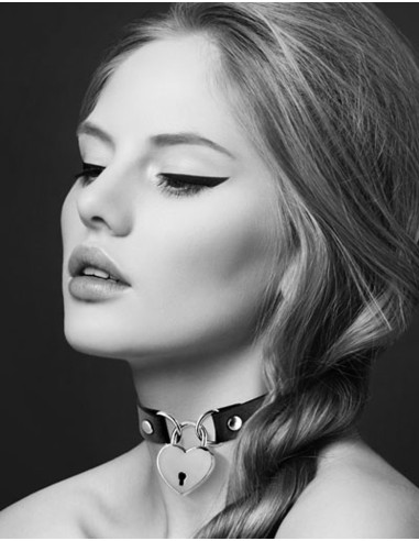 Collier en cuir noir SM avec pendentif cadenas coeur argenté - CC6060040010