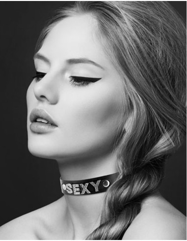 Collier en cuir noir SM avec Sexy en strass - CC6050120010